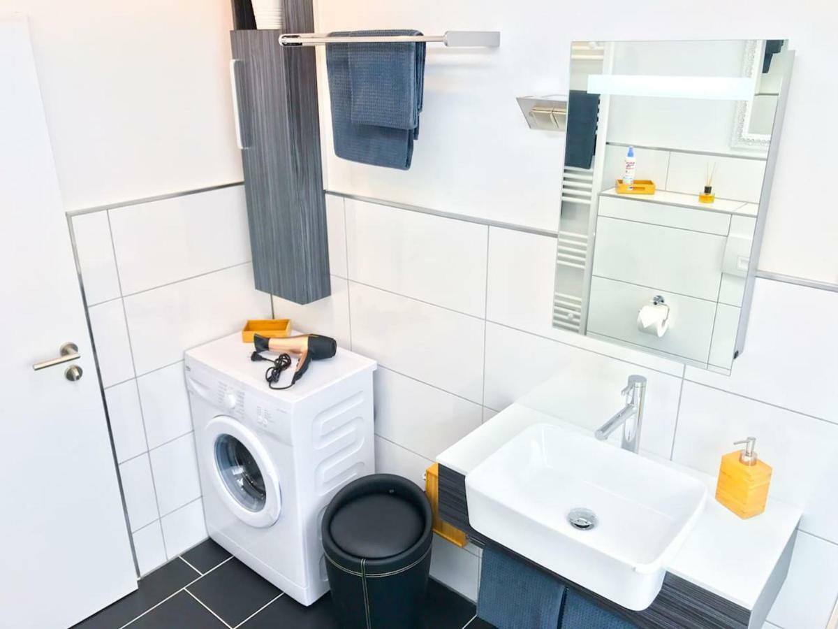 Schoene, Neue Ferienwohnung Am Rhein Und Mit Balkon Bingen am Rhein Exterior foto